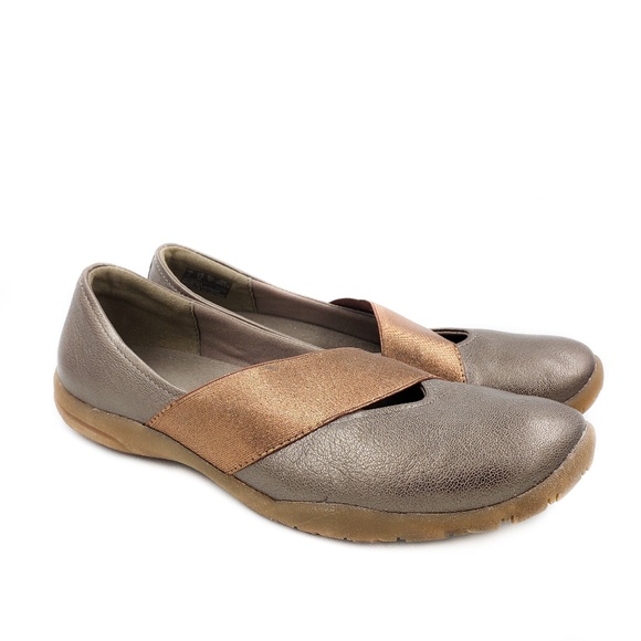 clarks metallic flats